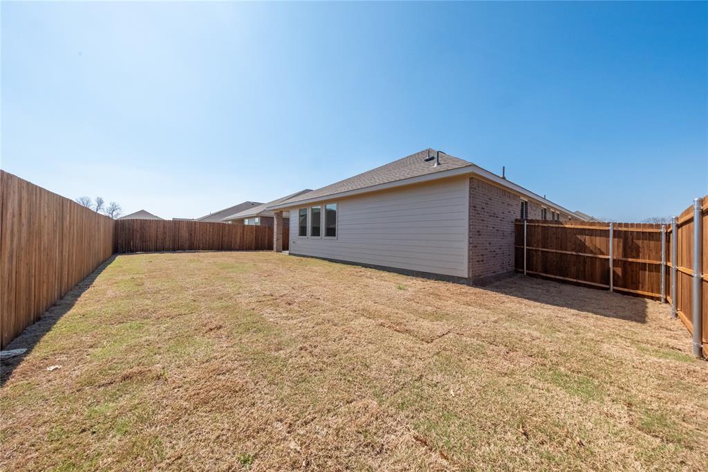 THE RESERVE AT CHAMBERLAIN CROSSING - Residential Lease