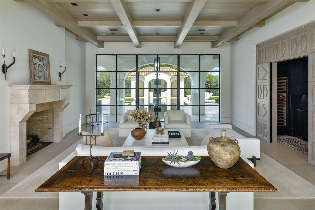 Francis Daniel - Residential