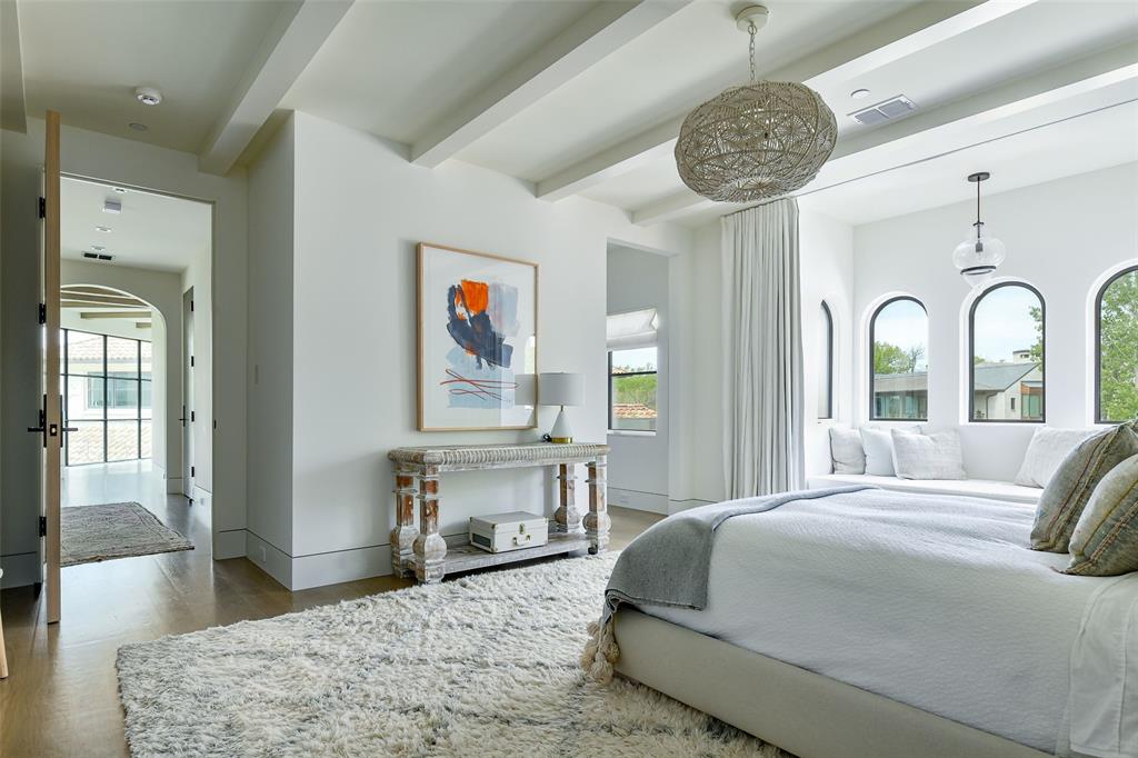 Francis Daniel - Residential