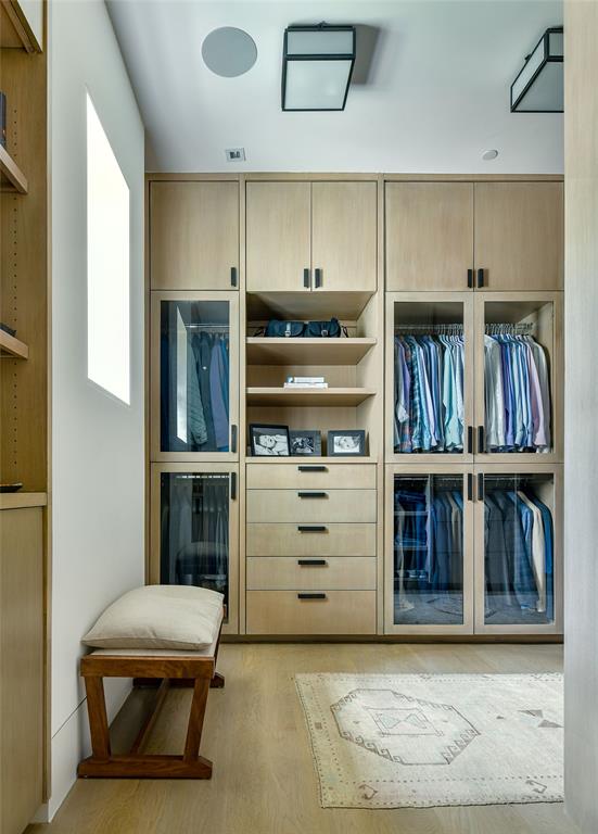 Francis Daniel - Residential