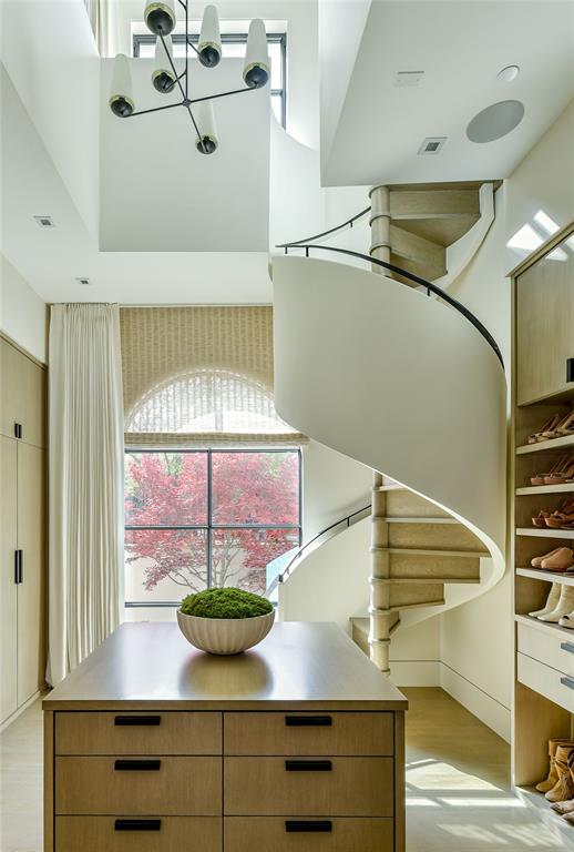 Francis Daniel - Residential