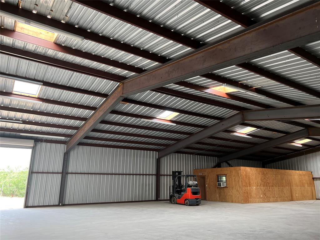 Wolters Indust P - Commercial Sale