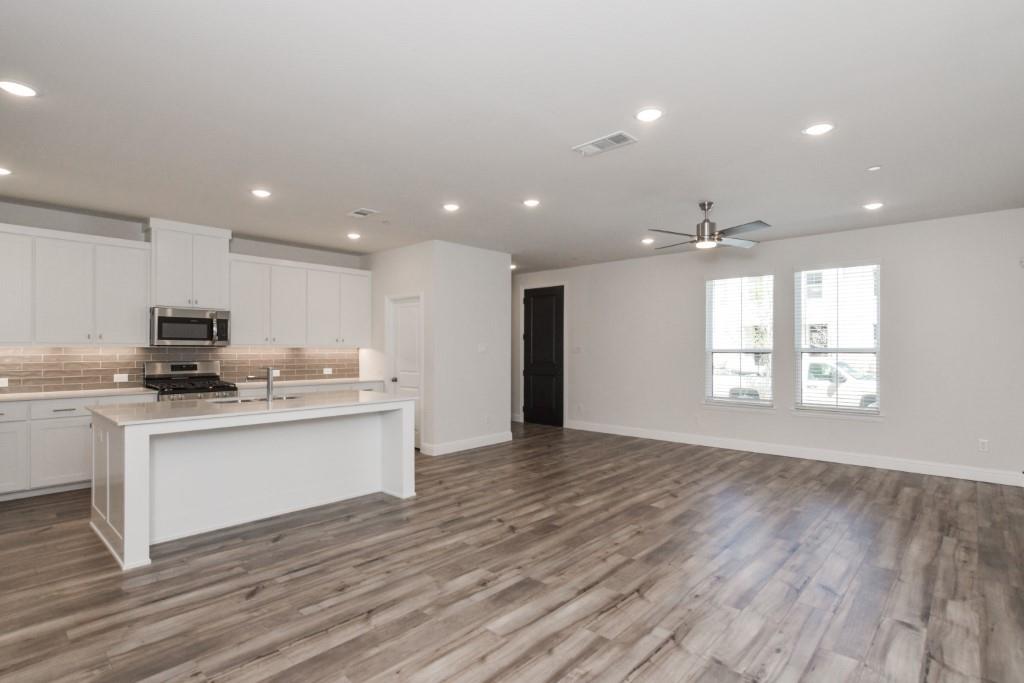 PAINTED TREE TOWNHOMES - Residential Lease