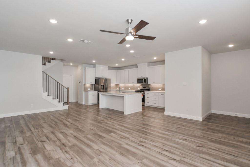 PAINTED TREE TOWNHOMES - Residential Lease