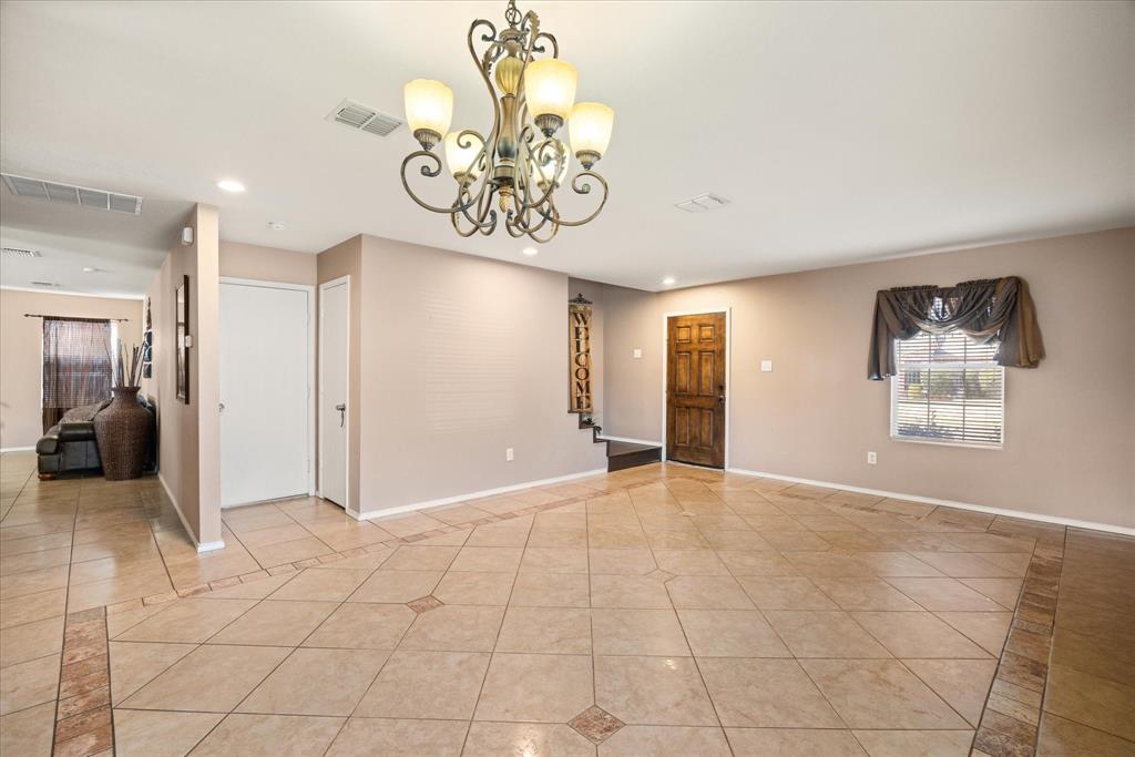 941 Honey Locust Lane