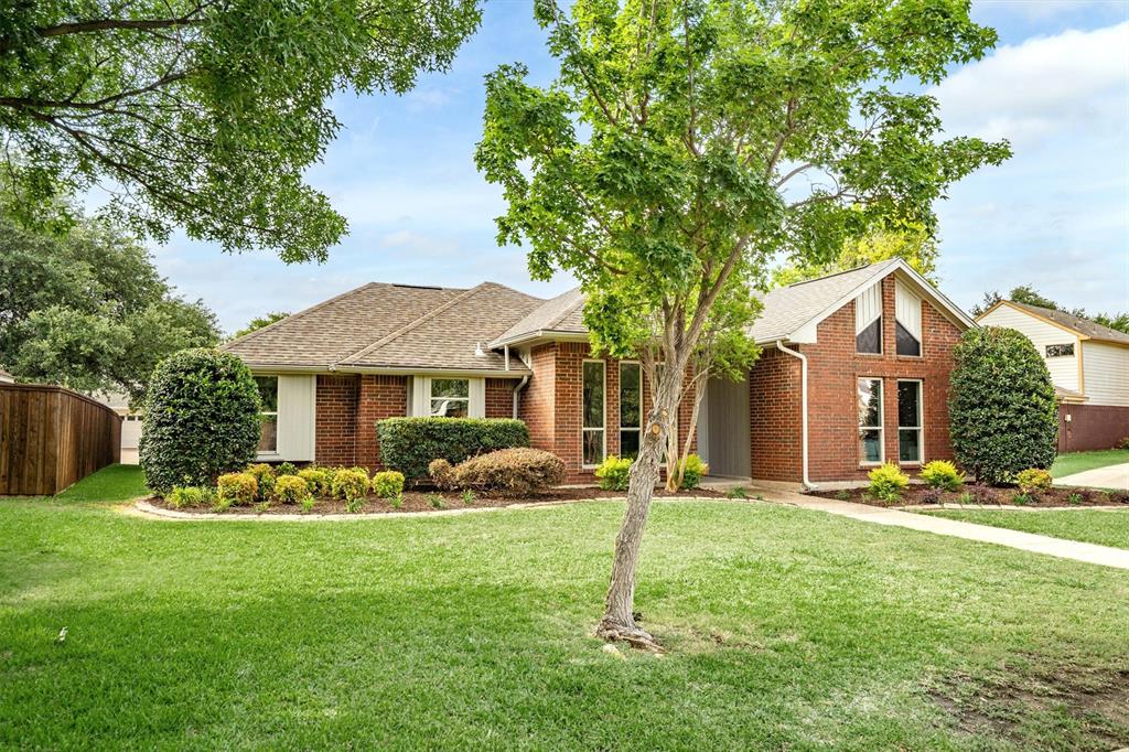 1902 Lansdown Drive