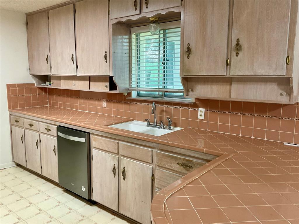 Brooks-Moreland Add - Residential