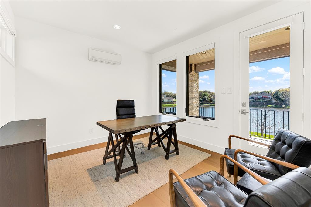 Willow Bend Lakes Ph Four - Residential