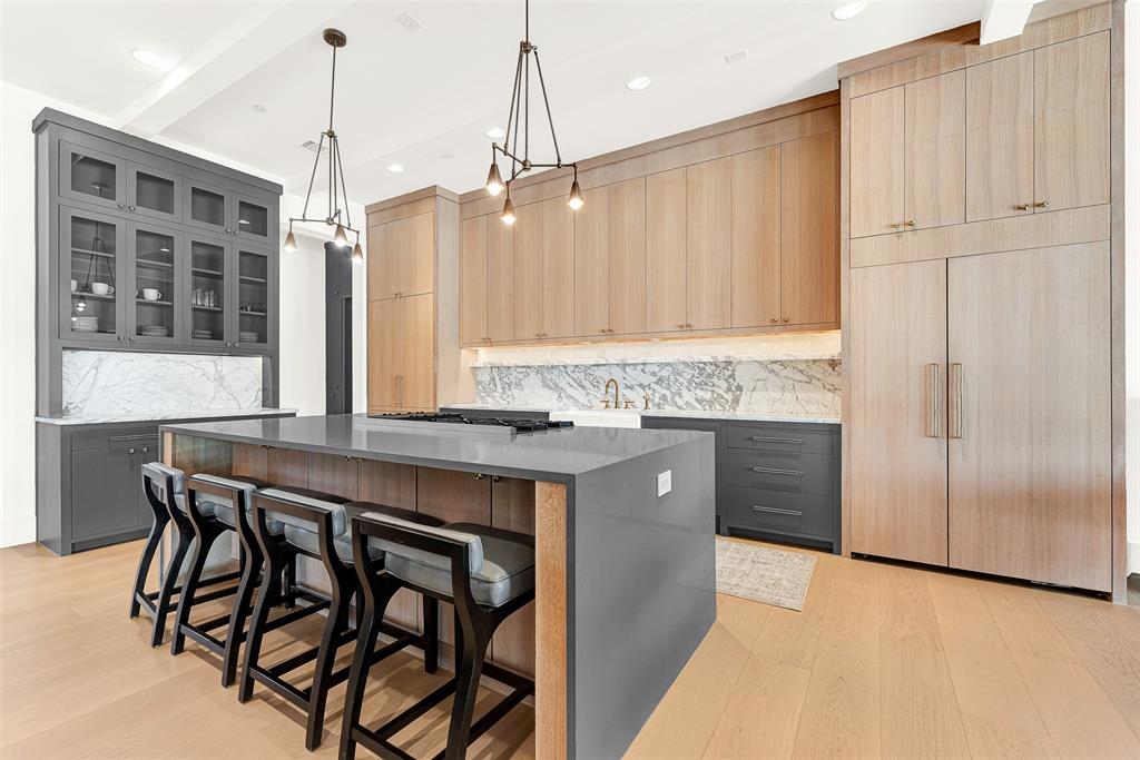 Willow Bend Lakes Ph Four - Residential