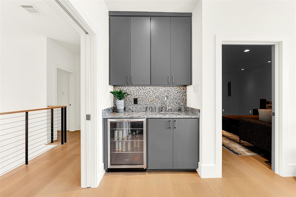 Willow Bend Lakes Ph Four - Residential