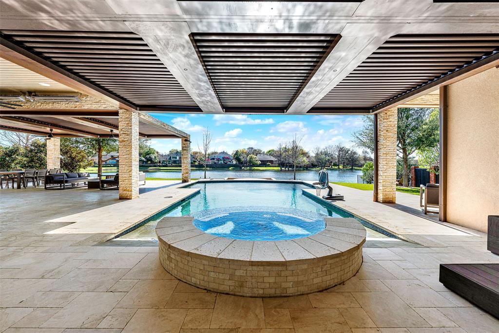 Willow Bend Lakes Ph Four - Residential