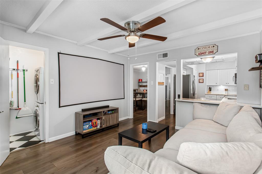 UNIVERSITY PLACE CONDOMINIUM - Residential