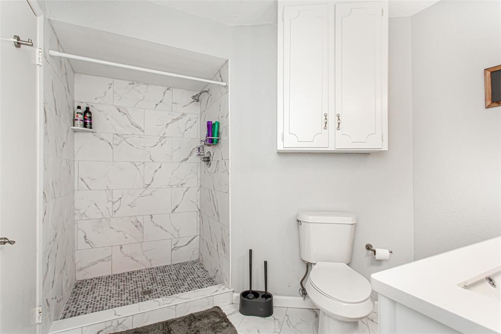 UNIVERSITY PLACE CONDOMINIUM - Residential