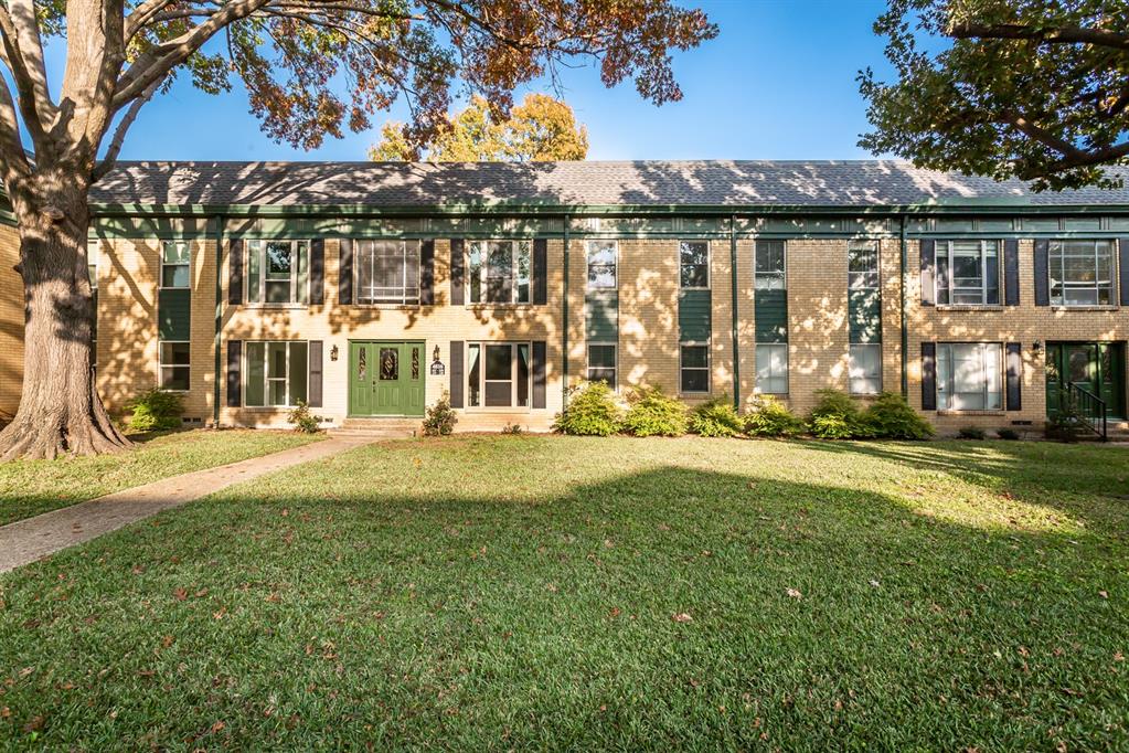 UNIVERSITY PLACE CONDOMINIUM - Residential