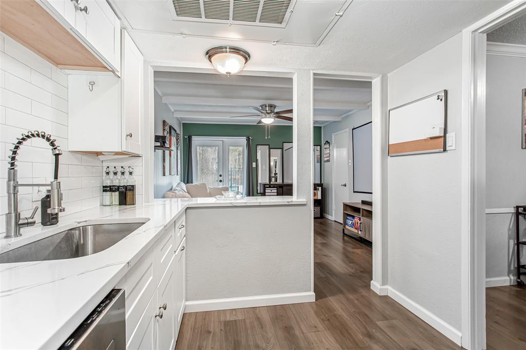 UNIVERSITY PLACE CONDOMINIUM - Residential