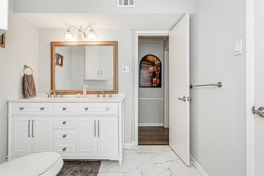 UNIVERSITY PLACE CONDOMINIUM - Residential