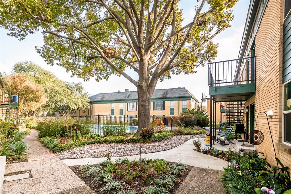 UNIVERSITY PLACE CONDOMINIUM - Residential