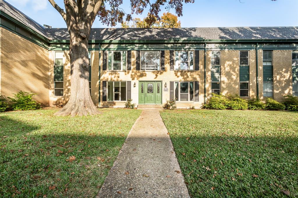 UNIVERSITY PLACE CONDOMINIUM - Residential