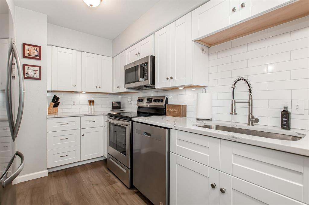 UNIVERSITY PLACE CONDOMINIUM - Residential