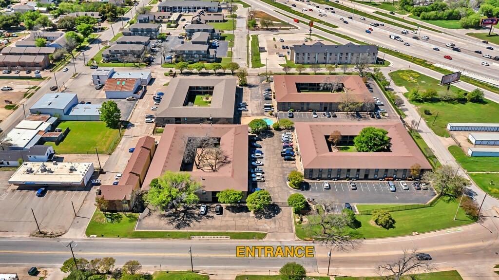 1226 Baylor Avenue 122