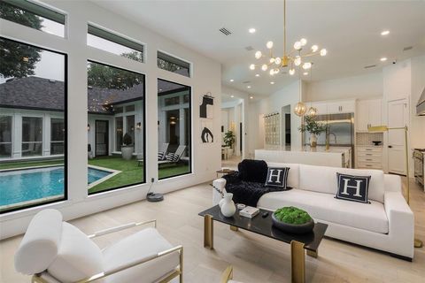 4373 W Northwest Highway Dallas TX 75220