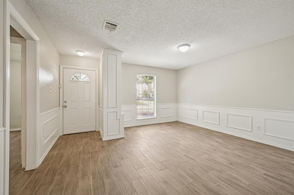 3905 Furneaux Lane