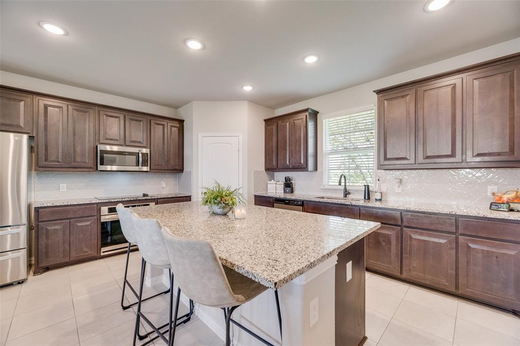 1705 Whitemound Road