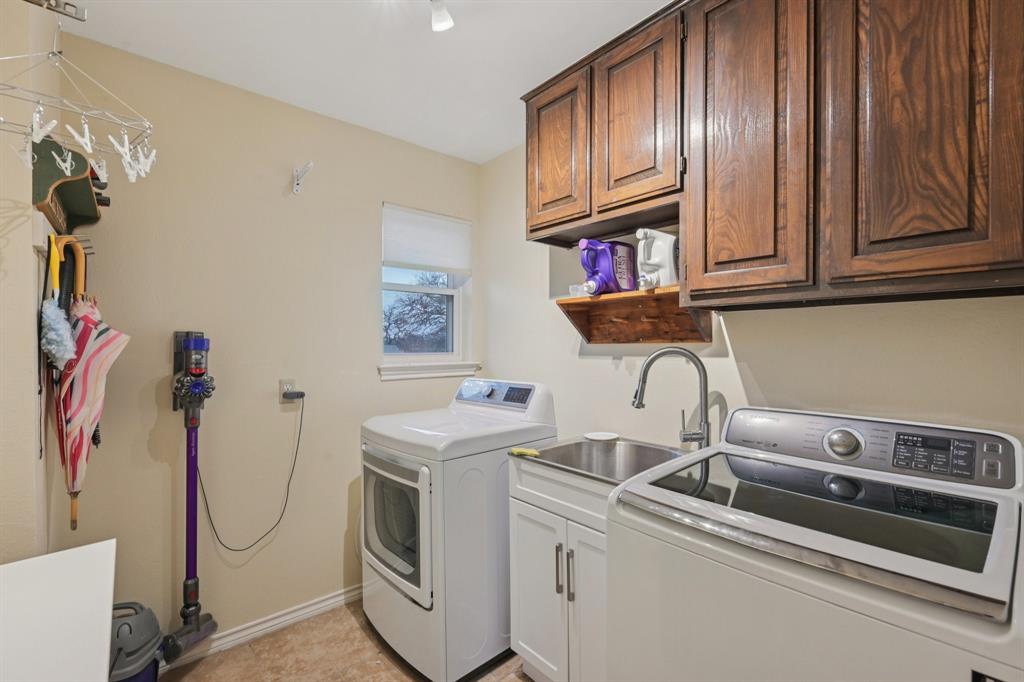 Woodland Hills - Residential