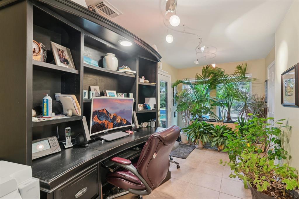 Woodland Hills - Residential