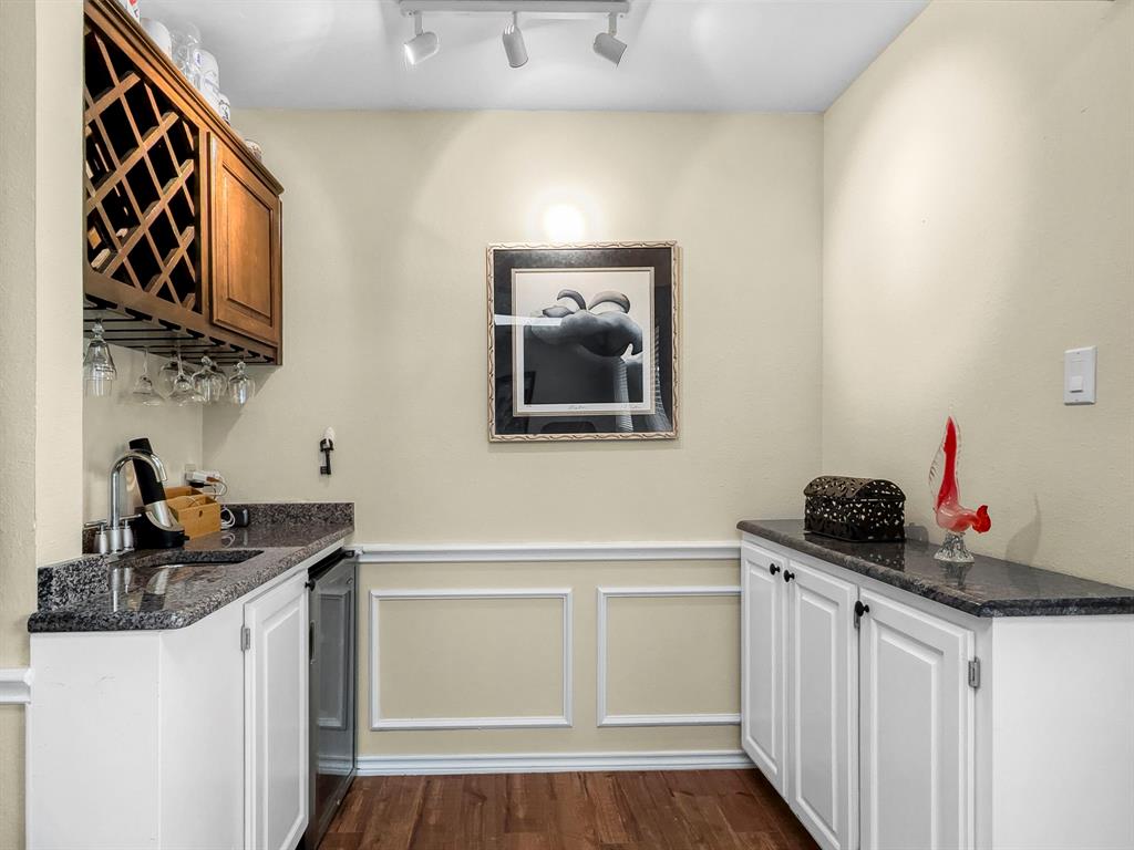 Woodland Hills - Residential