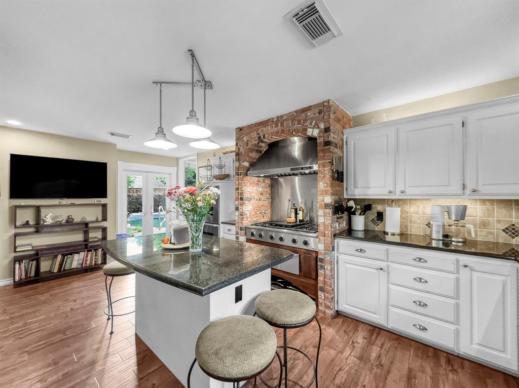 Woodland Hills - Residential