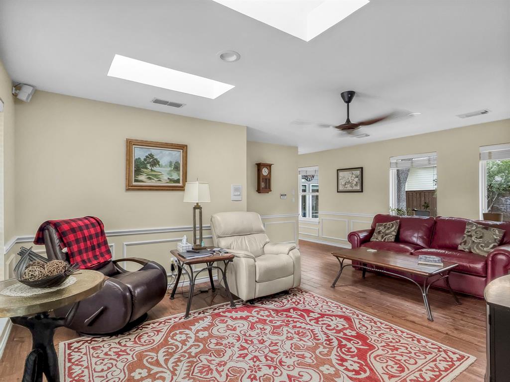 Woodland Hills - Residential