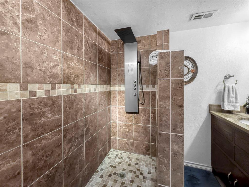 Woodland Hills - Residential