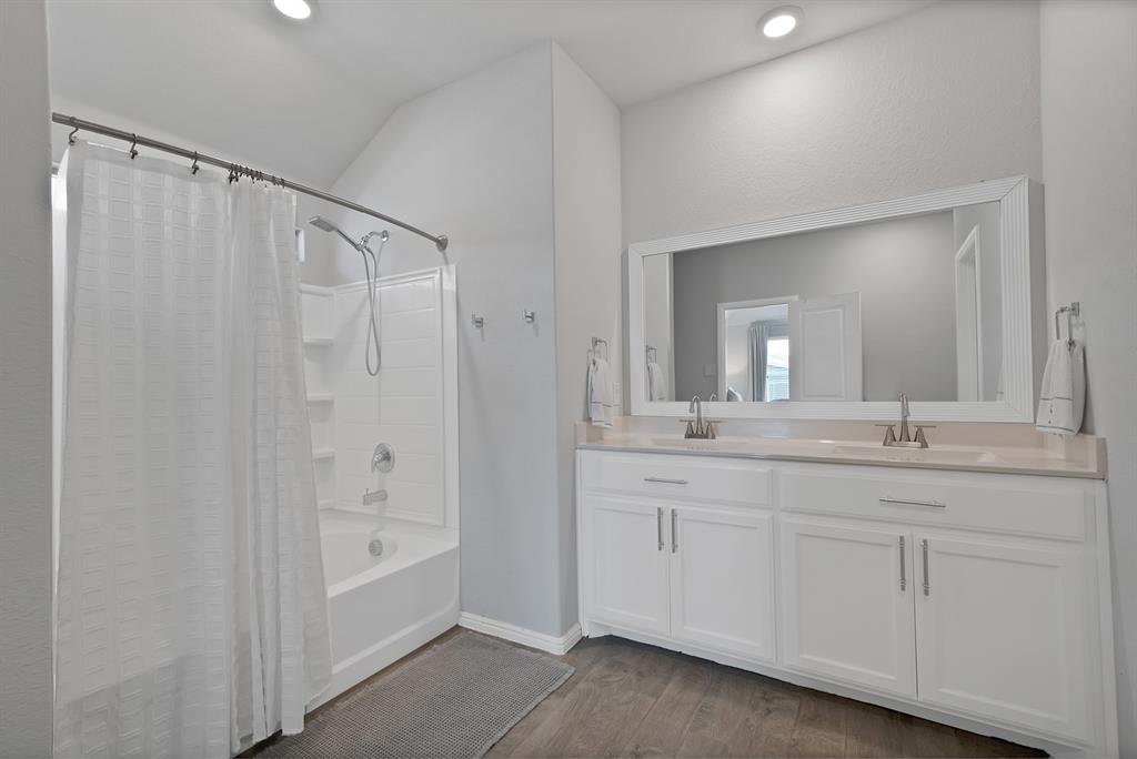 Chapel Crk - Residential