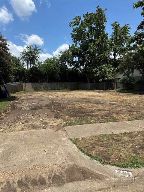 7231 Syracuse Drive Dallas TX 75214
