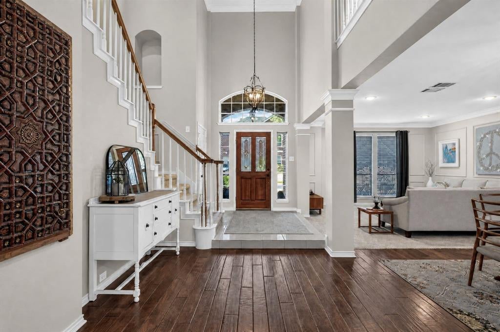 2665 Woodside Drive