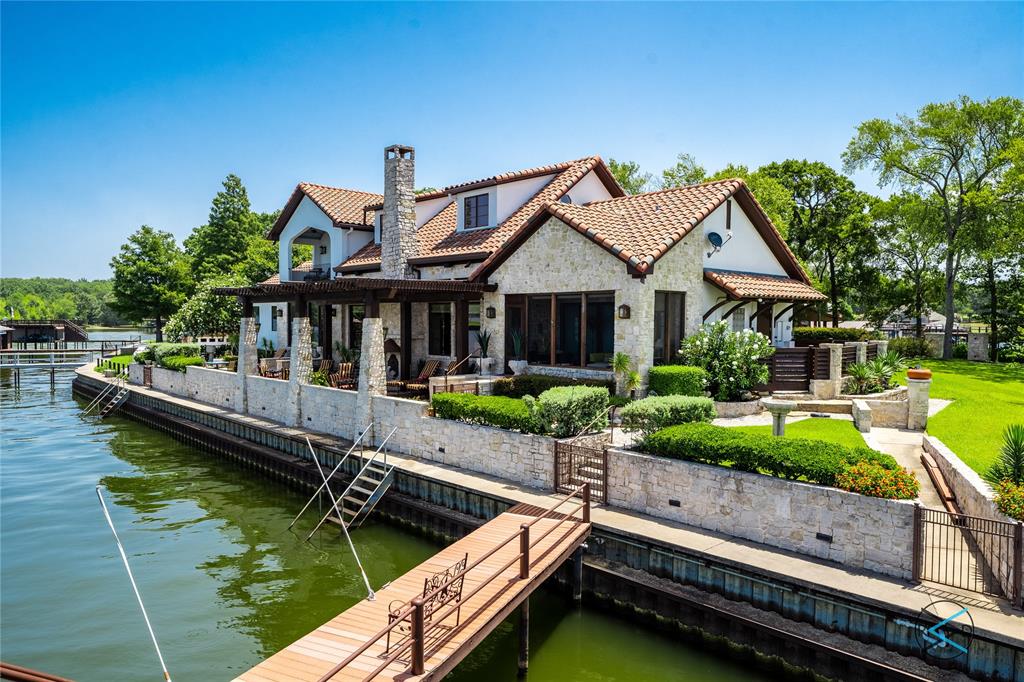 Pinnacle Club Ph Id - Residential