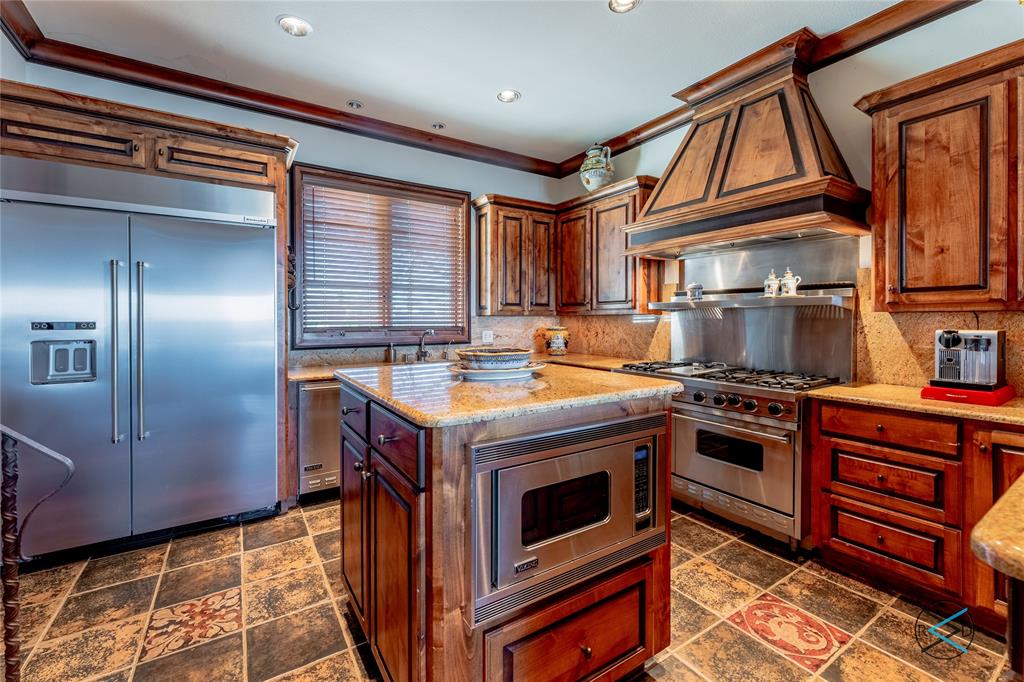 Pinnacle Club Ph Id - Residential