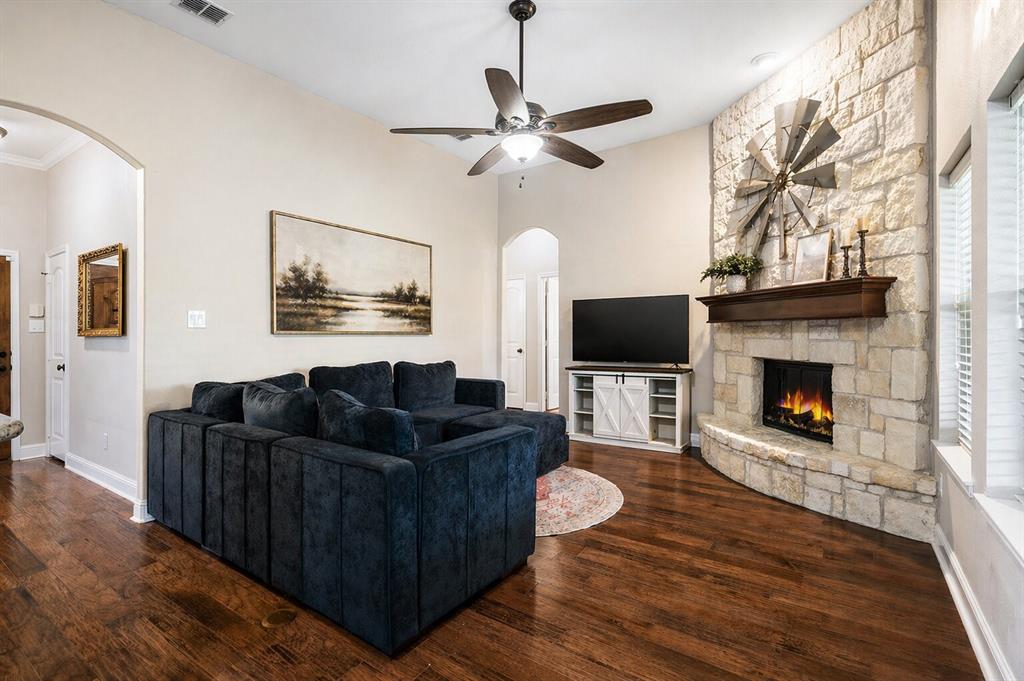 940 Lester Burt Road