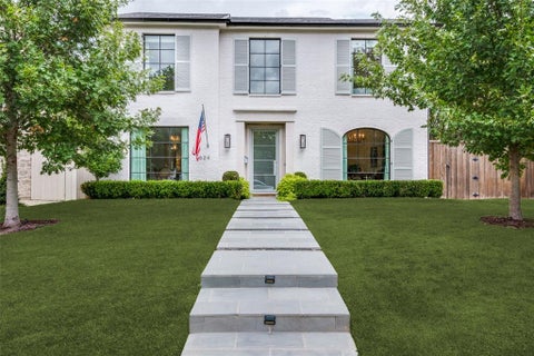 Photo of 4624 S Versailles Avenue, Highland Park, TX 75209 (MLS # 21399110)