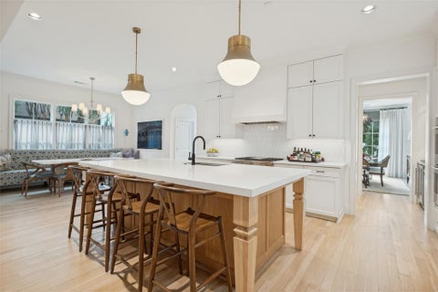 Tiny photo for 4624 S Versailles Avenue, Highland Park, TX 75209 (MLS # 21399110)