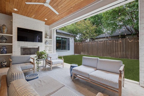 Tiny photo for 4624 S Versailles Avenue, Highland Park, TX 75209 (MLS # 21399110)