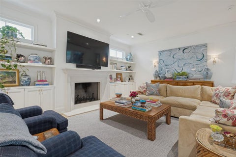 Tiny photo for 4624 S Versailles Avenue, Highland Park, TX 75209 (MLS # 21399110)