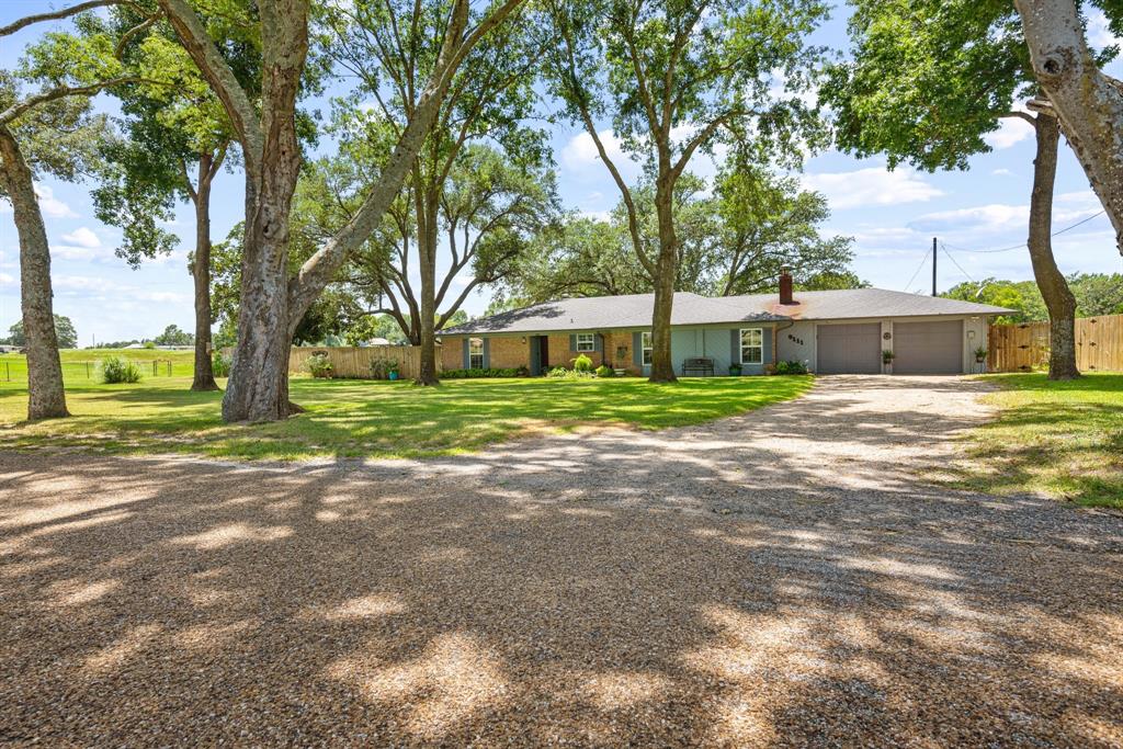 9111 County Road 3817