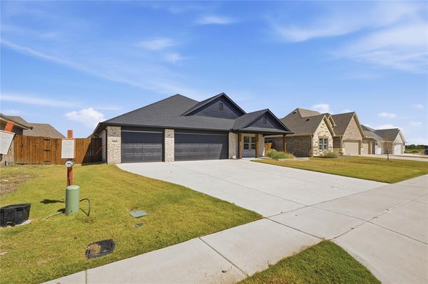 205 TREVOR LN, GREENVILLE, TX 75402 - Image 4ef84c3ddb3fd42e4563568d831cffd1/3189880260