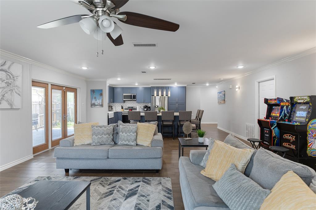 Harbor Lakes West Add 07 Instl - Residential Lease