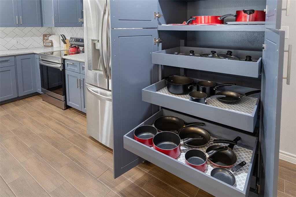 Harbor Lakes West Add 07 Instl - Residential Lease