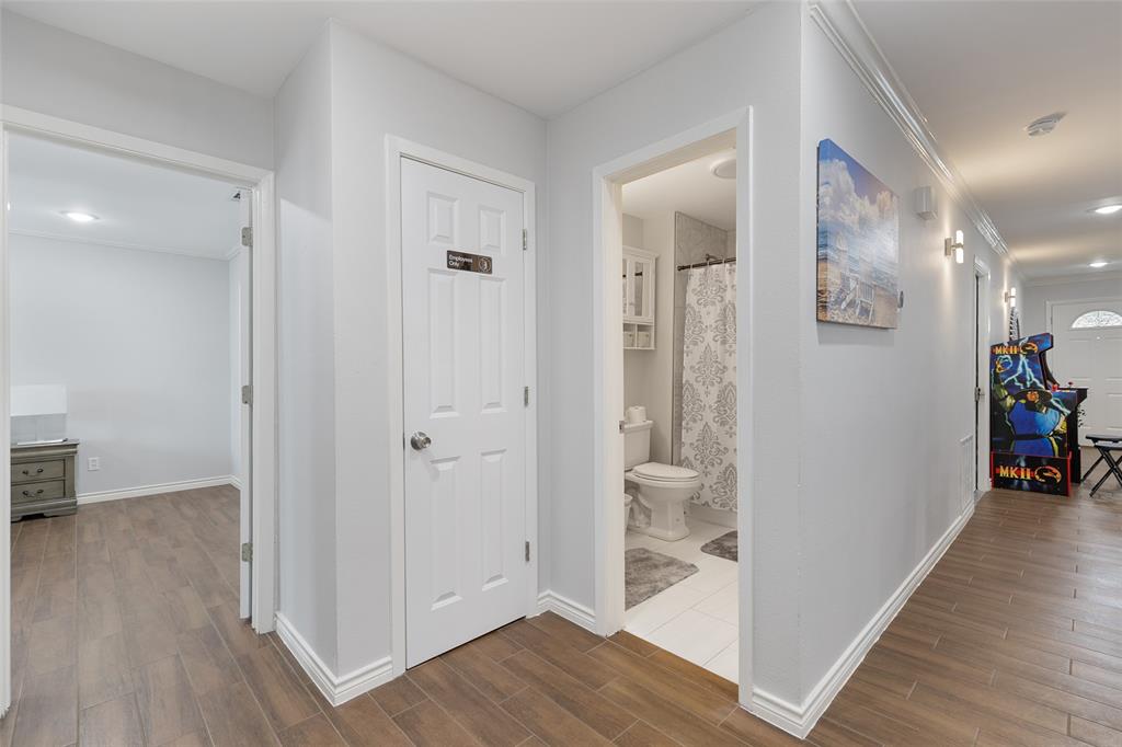 Harbor Lakes West Add 07 Instl - Residential Lease