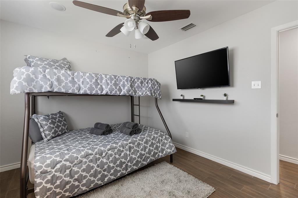 Harbor Lakes West Add 07 Instl - Residential Lease