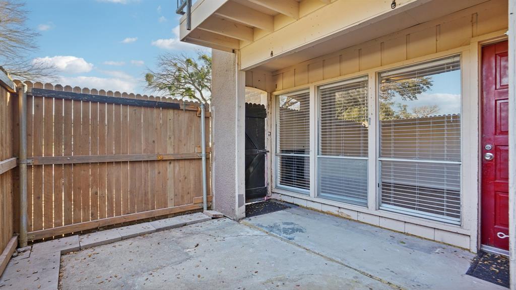 5634 Boca Raton Boulevard 108